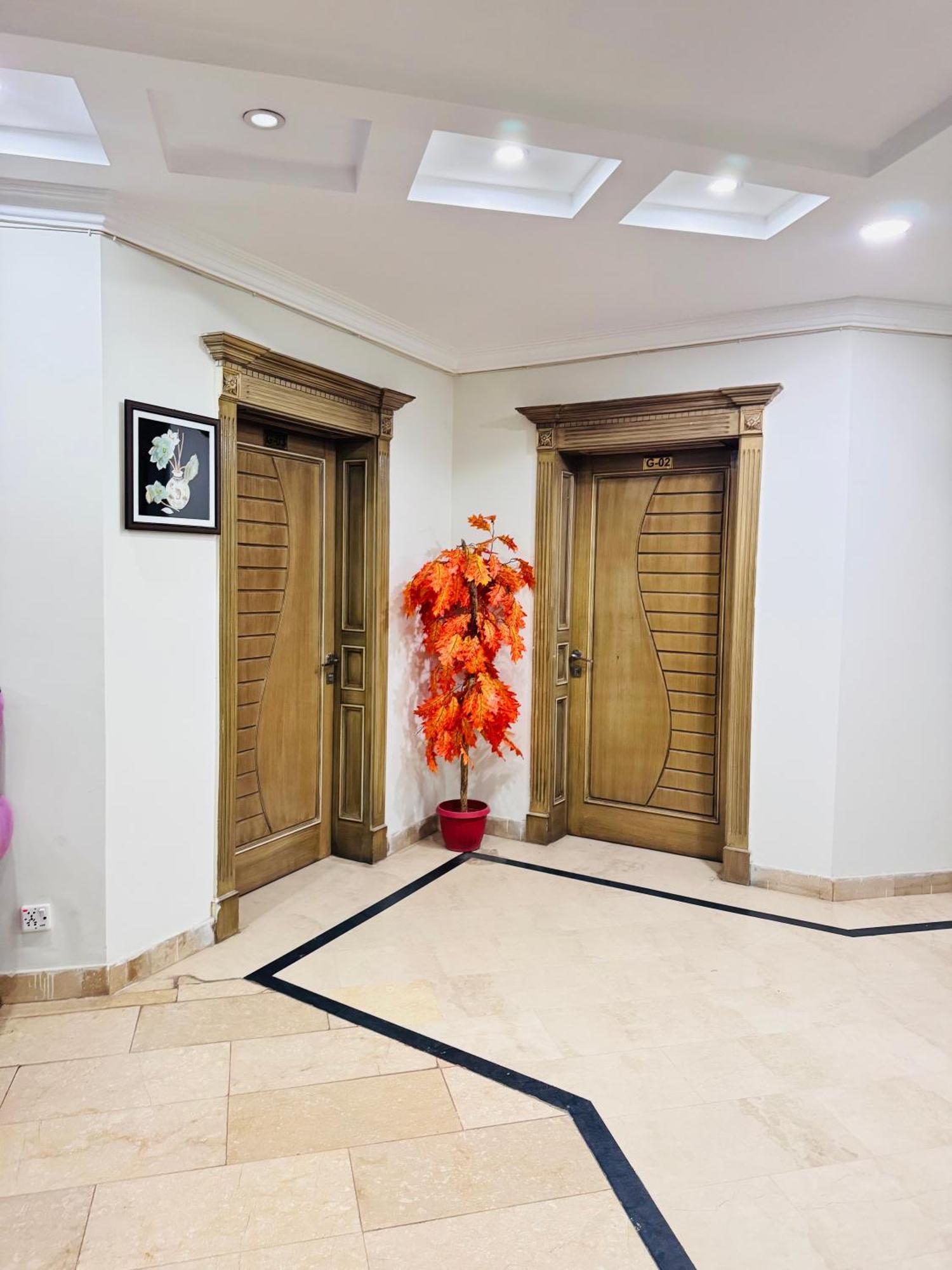 Holiday In Исламабад Екстериор снимка